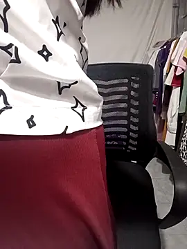 -Bella-a online show from 03-25-26, 03:17