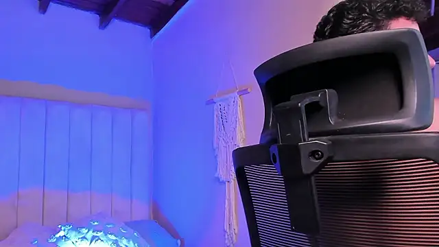 Seab trooy online show from 02-12-26, 06:13