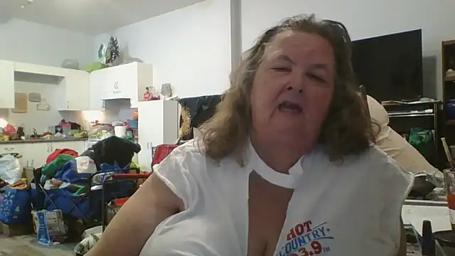 TiguhguhrsRose online show from 11-25-25, 01:39