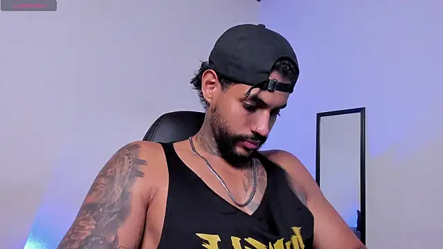 LuigiVitale 1 online show from 07-17-26, 01:36
