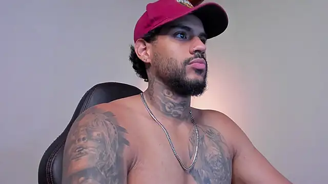 LuigiVitale 1 online show from 02-17-26, 01:25