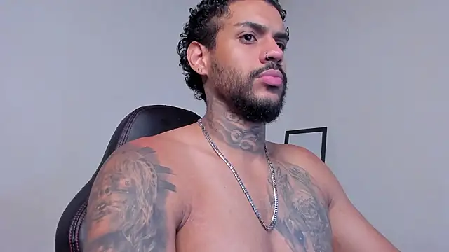 LuigiVitale 1 online show from 03-08-26, 01:22