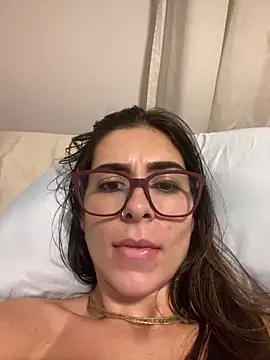 fer-nanda online show from 02-11-26, 04:23