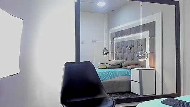 Ethan Greys online show from 11-27-25, 04:13