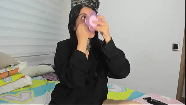 Lia levine online show from 03-27-26, 06:31