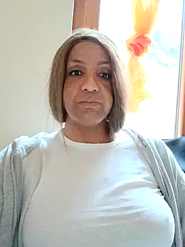 debora3 online show from 01-18-26, 02:20