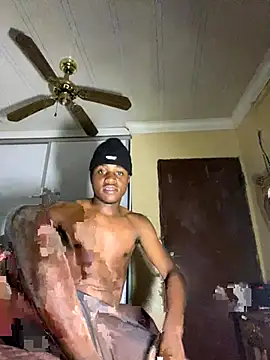 TriggaStar online show from 11-15-25, 01:31