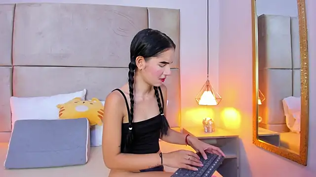 angelaG1 online show from 12-03-25, 08:30