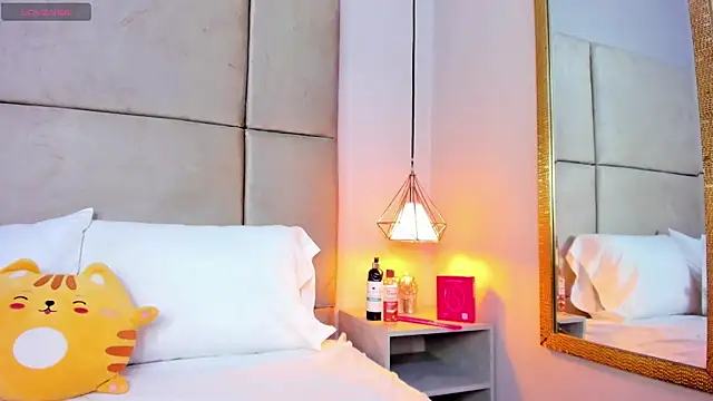 angelaG1 online show from 03-11-26, 08:03