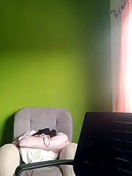 Rouse hot  online show from 04-18-26, 02:52