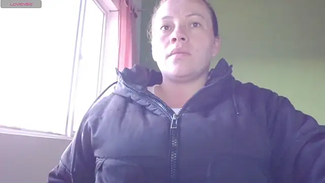Snapshot of Rouse_hot_ chatting on 06-20-26, 11:26 Rouse hot online show from 06-20-26, 11:26