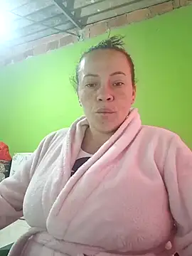 Snapshot of Rouse_hot_ chatting on 07-03-26, 11:28 Rouse hot online show from 07-03-26, 11:28