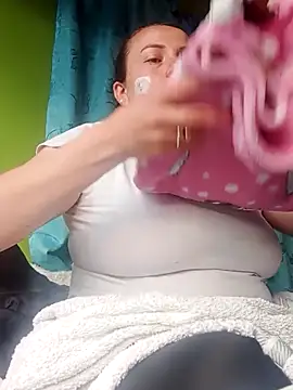 Rouse hot  online show from 12-17-25, 08:25