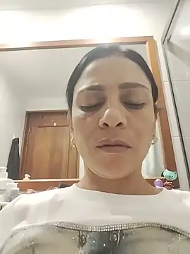 Snapshot of Queen_evaluna chatting on 05-22-26, 11:36 Queen evaluna online show from 05-22-26, 11:36