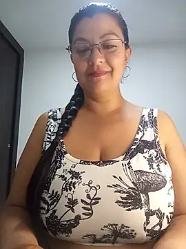CelesteAlvarez1989 online show from 05-19-26, 03:57
