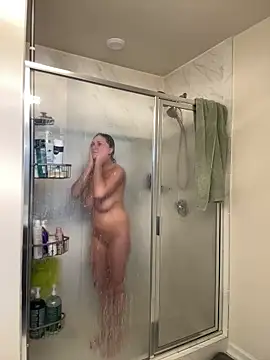 Ayybaebay online show from 12-19-25, 08:44