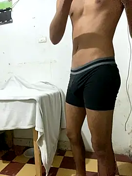 Snapshot of HattedCassava chatting on 11-14-25, 05:00 HattedCassava online show from 11-14-25, 05:00