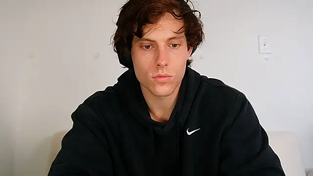 alex islivee online show from 04-01-26, 10:28