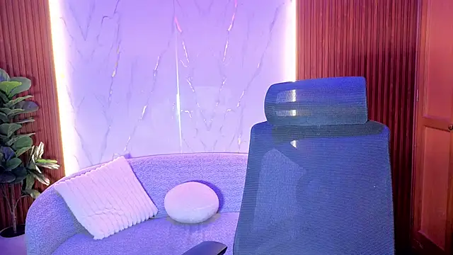 zendayavg online show from 11-28-25, 12:49