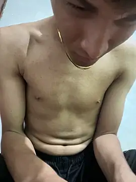 Luigi cumming1 online show from 04-12-26, 07:39