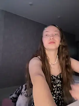 Holy Poly online show from 03-11-26, 05:34