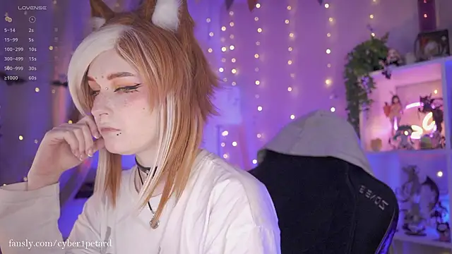 Snapshot of vronnier chatting on 02-15-26, 03:55 vronnier online show from 02-15-26, 03:55