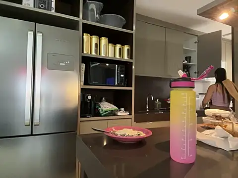 BelleRune online show from 02-11-25, 11:09