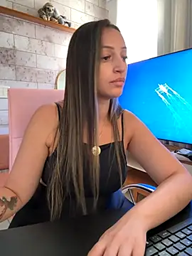 BelleRune online show from 09-18-25, 01:25