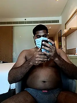 frolicme456 online show from 12-17-25, 08:52