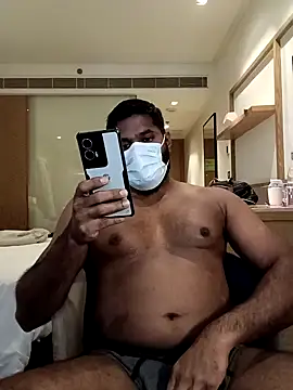 frolicme456 online show from 12-18-25, 05:01