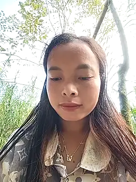 Snapshot of Yumi_08 chatting on 11-16-25, 01:54 Yumi 08 online show from 11-16-25, 01:54