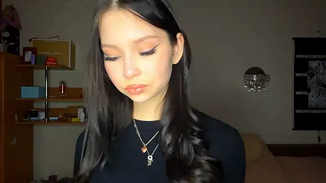 EmmaJonse online show from 12-01-25, 11:11