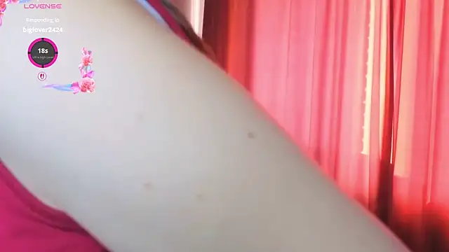 EmmaJonse online show from 12-21-25, 05:42