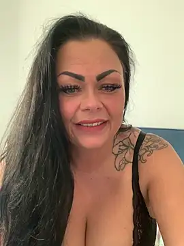 Phillipa valentina online show from 06-14-26, 07:48