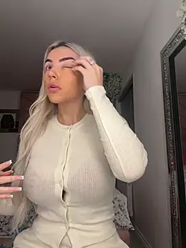 RosieMaexox online show from 11-20-25, 04:46