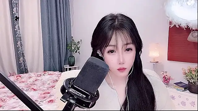 Laura 520 online show from 05-30-26, 12:22