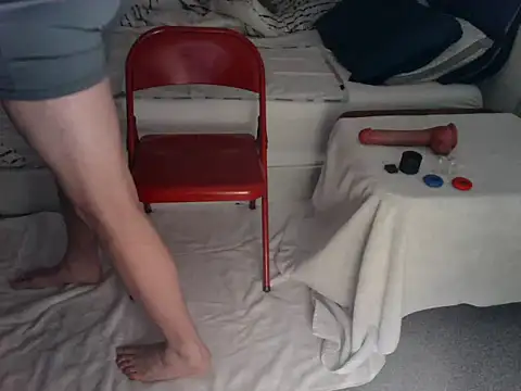 Snapshot of Redheadstud chatting on 01-14-26, 06:50 Redheadstud online show from 01-14-26, 06:50