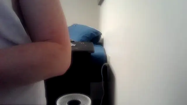 Snapshot of Redheadstud chatting on 02-19-26, 11:07 Redheadstud online show from 02-19-26, 11:07