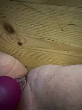 Snapshot of juri2003 chatting on 12-03-25, 07:41 juri2003 online show from 12-03-25, 07:41