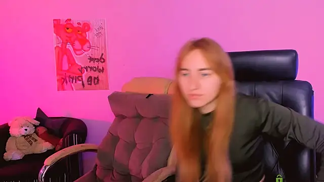 Snapshot of ketty_red chatting on 11-18-25, 10:07 ketty red online show from 11-18-25, 10:07