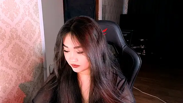 Emma Uilson online show from 06-12-26, 01:31