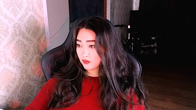 Emma Uilson online show from 02-15-26, 05:19