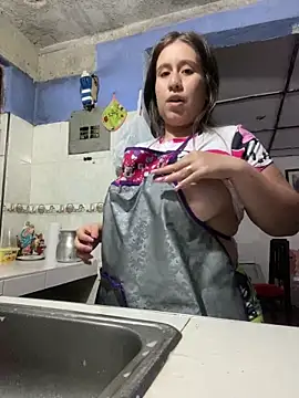 Scarlett Noire outdoors online show from 11-23-25, 07:02