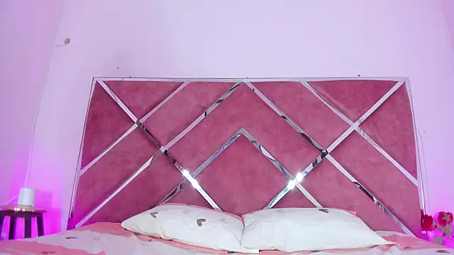 ZoeClarkk  online show from 02-25-26, 01:11