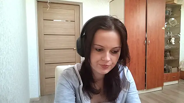LouiseMarengo online show from 01-17-26, 07:23