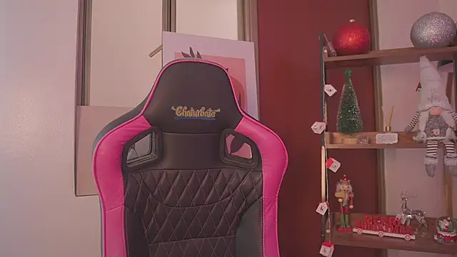 Enola Holmes  online show from 12-14-25, 12:33