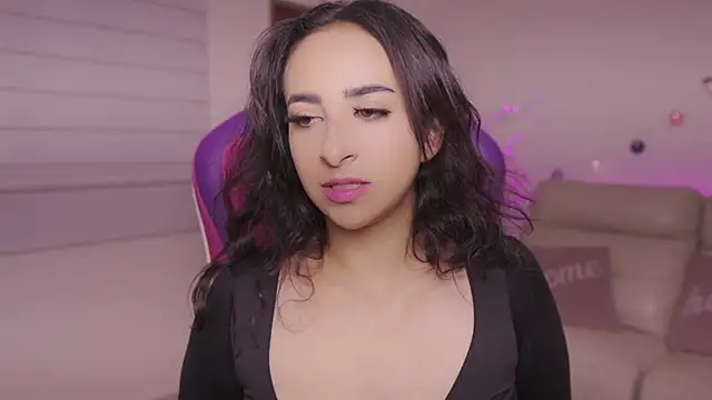 Enola Holmes  online show from 01-15-26, 01:03