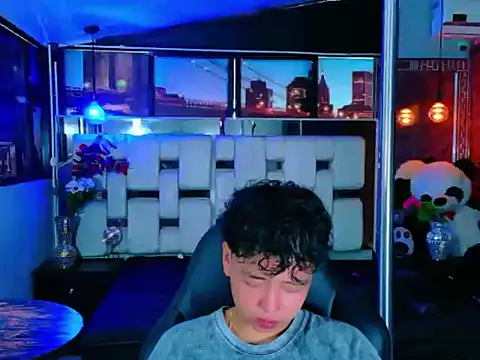 lunabustygirl online show from 01-19-26, 01:15