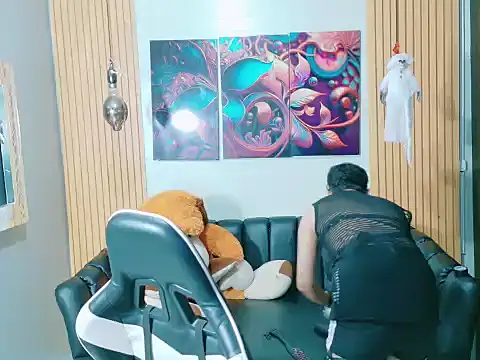 lunabustygirl online show from 11-15-25, 03:54