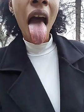 chanell95 online show from 12-22-25, 03:23